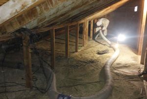 Vermiculite Insulation Removal near Saint-Lazare