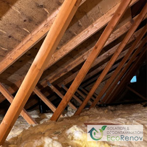 Attic Insulation, Beaconsfield - soffits blocked by insulation