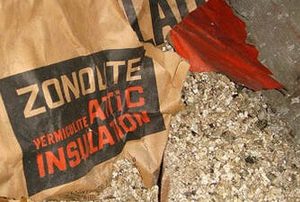 Présence d'isolation de vermiculite (Zonolite) au grenier, Saint-Jean