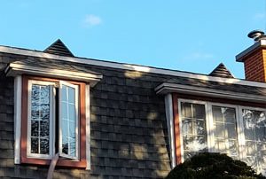 Système de ventilation de toiture pour toit mansardés non-ventilés